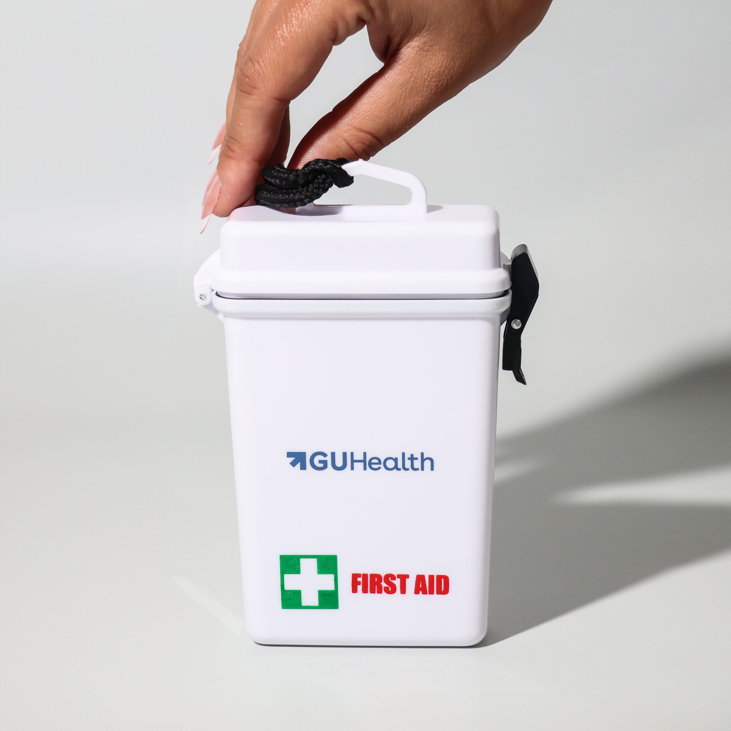 21PC W/proofFirstAid Kit White