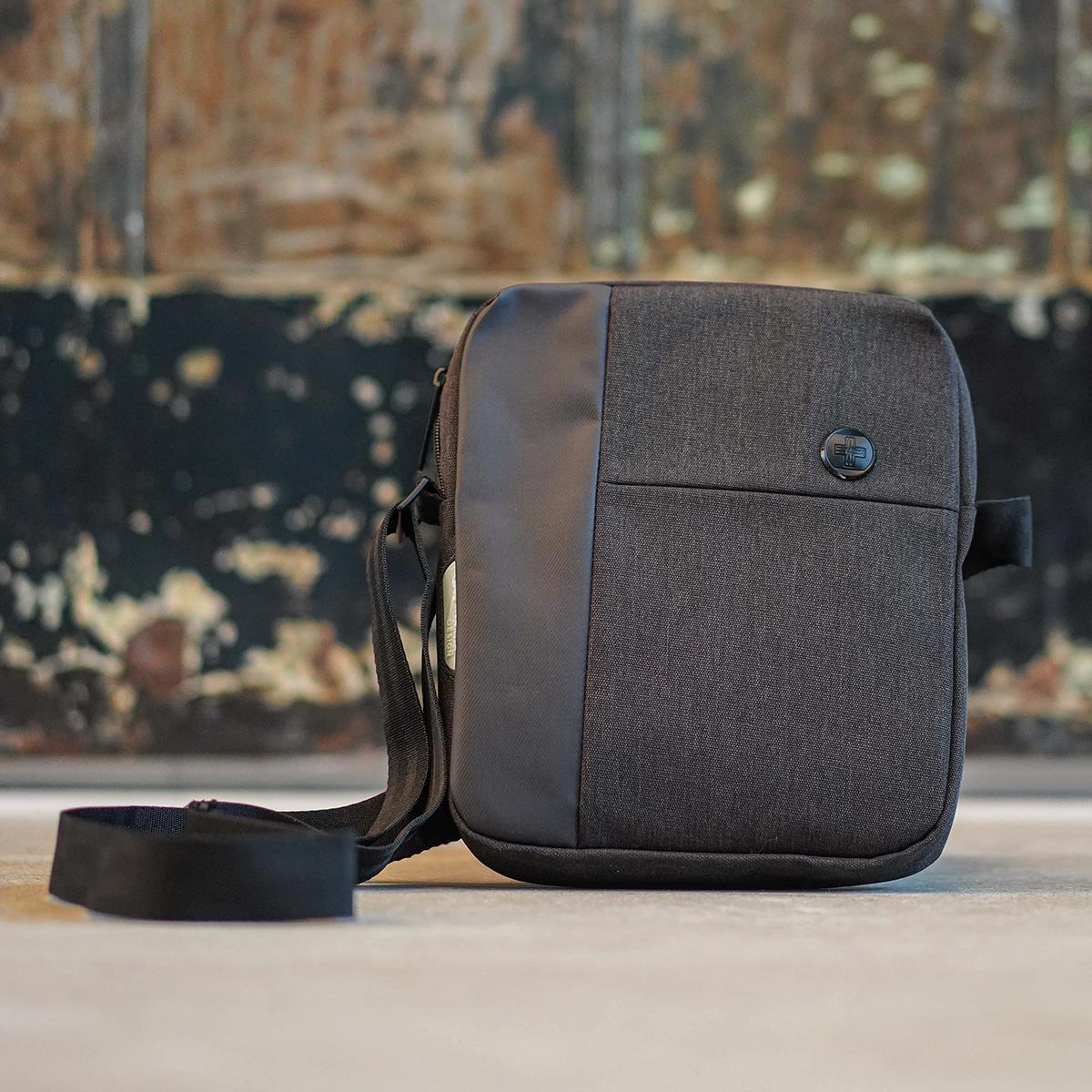 Swissdigital Arosa Shoulder Bag