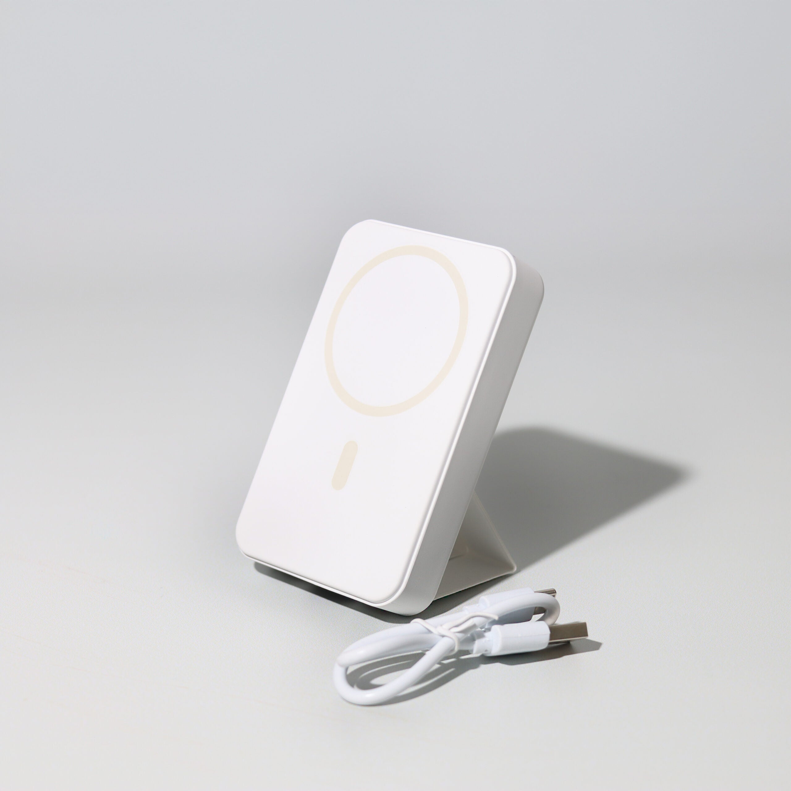 Turbo 5000mAh wireless chargin