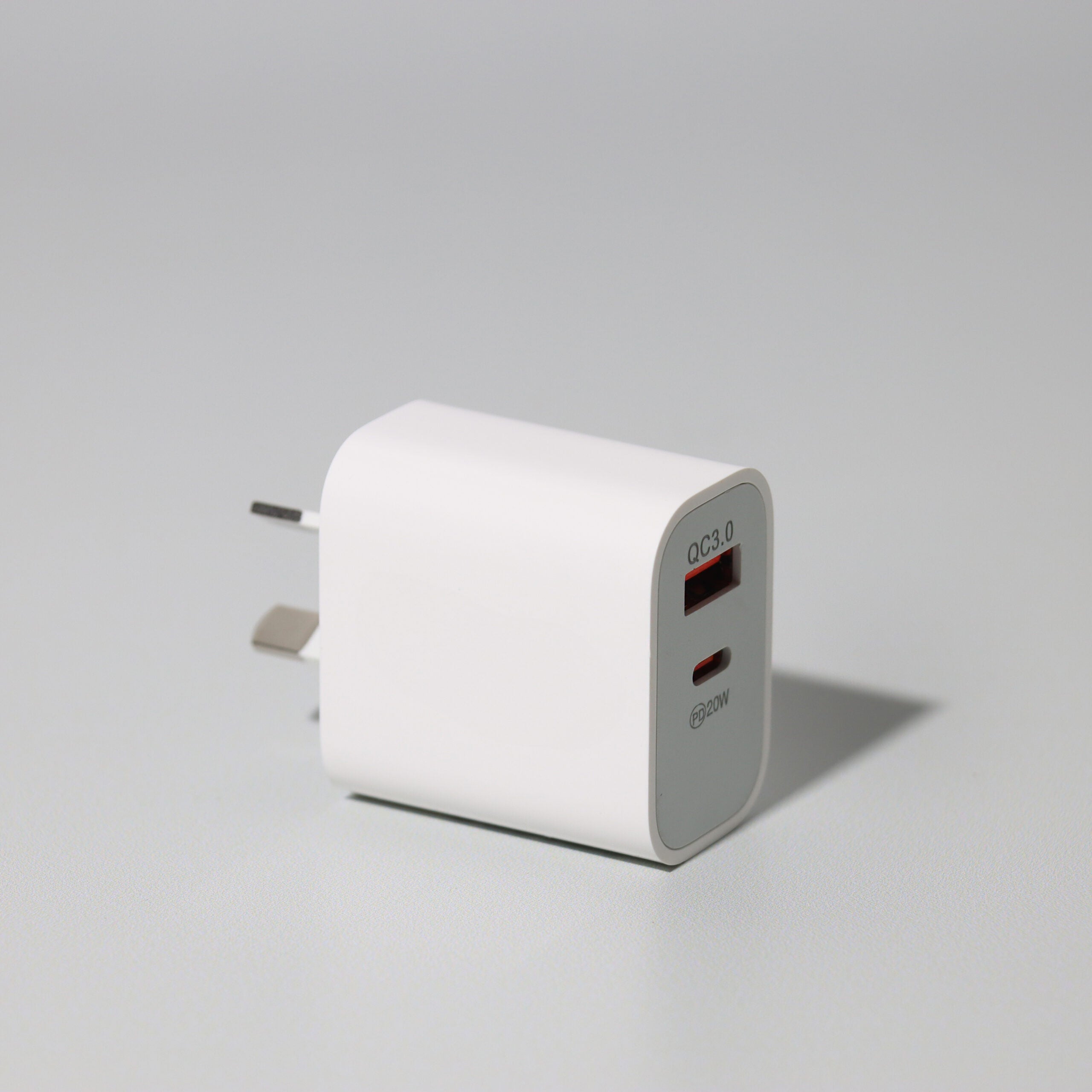 Tebogo 20W fast charge adapter