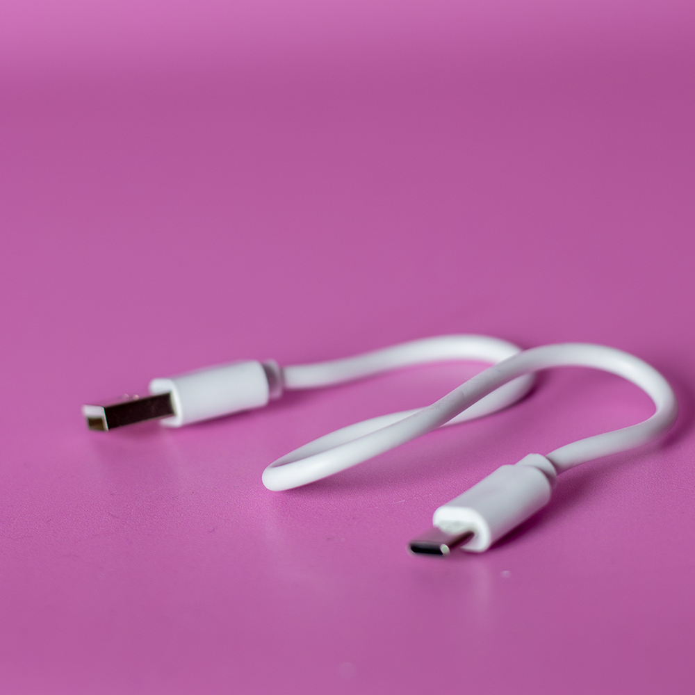 Ultra Slim Power Bank 2200mAh